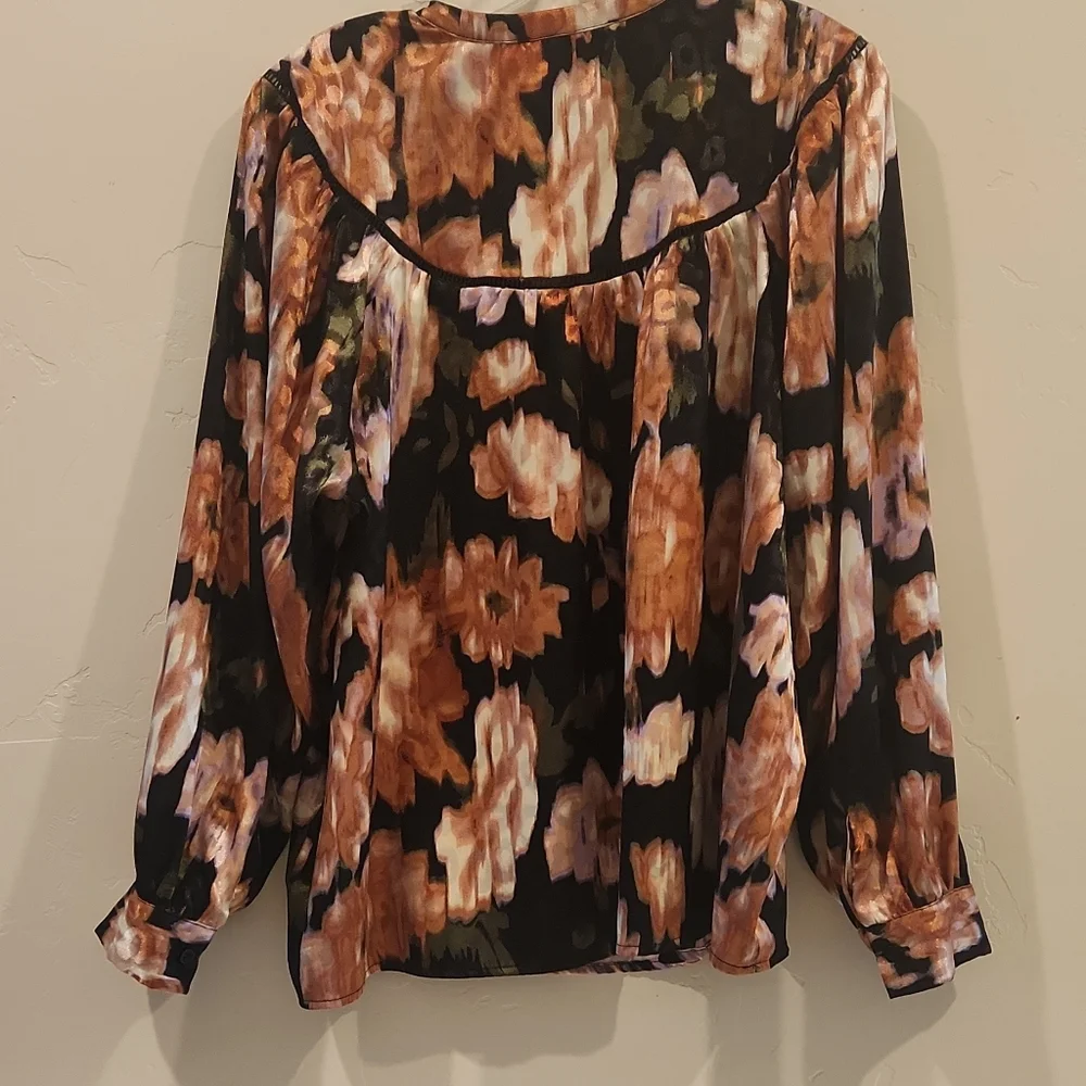 Za & Rachel Floral Long Sleeve Women's Top - Picture 4 of 7